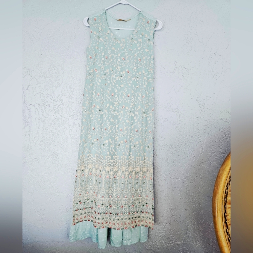 Avassa Pakistani Indian Bridal Womens M Kameez Minty Green Luxury Casual Party